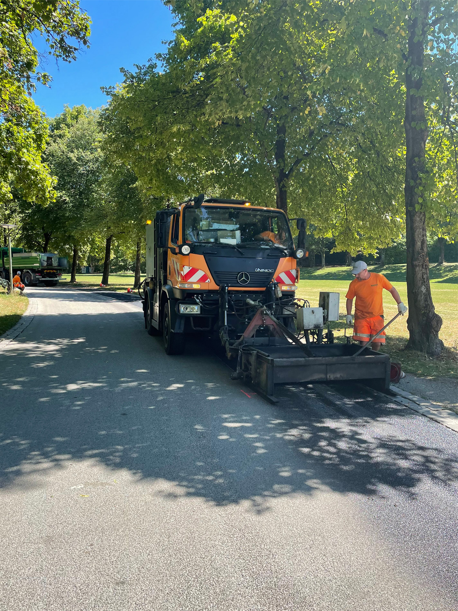Partielle Vorprofilierung mit Heißasphalt.